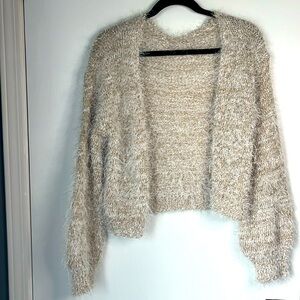 Cardigan white and tan